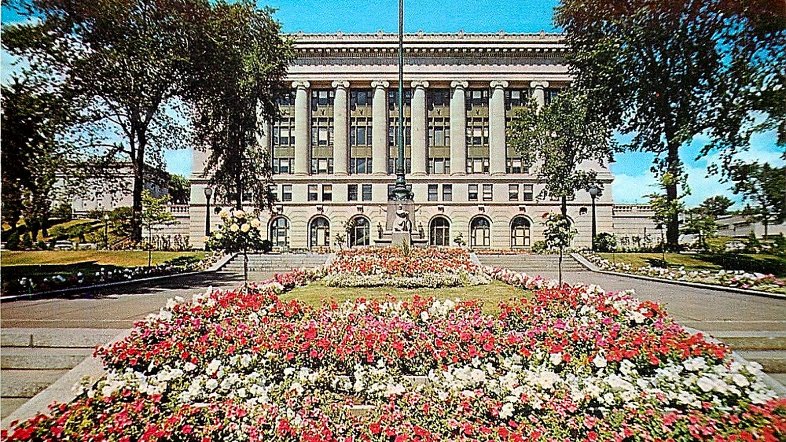 St. Louis County courthouse exterior for Keil Defense county criminal defense services